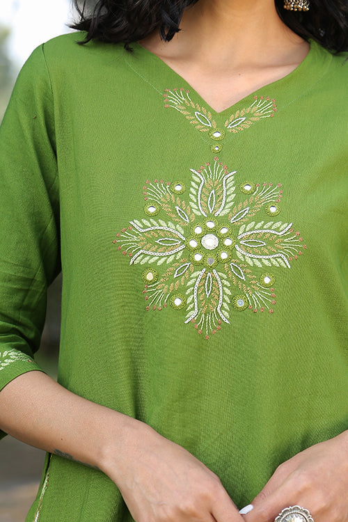 Okhai 'Vision' Hand Embroidered Kurta Pant Set | Relove