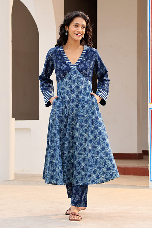 Buy Indigo Block Printed Straight Cotton Kurta for Women | FGMK21-212 |  Farida Gupta