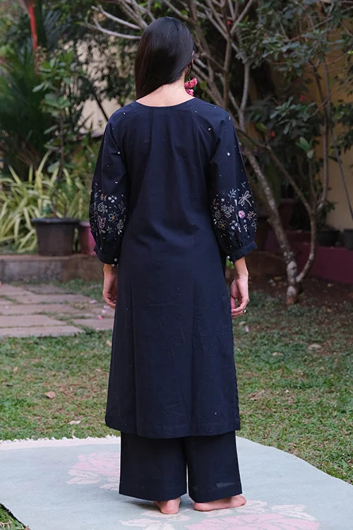 Okhai "Daisyline" Hand-Embroidered Pure Cotton Kurta Pant Set