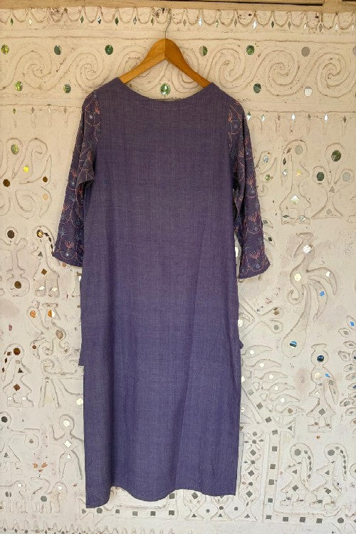 Okhai 'Lyana' Embroidered Cotton Handloom Kurta | Rescue