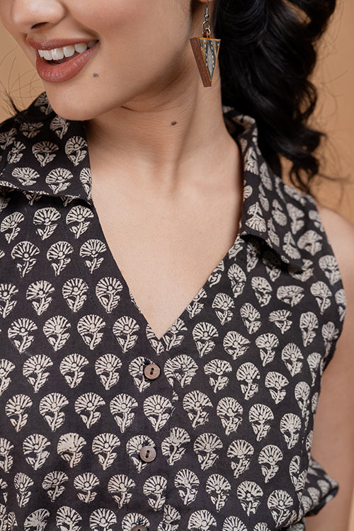 Acacia Handblock Printed Pure Cotton Collared Sleeveless Top For Women Online.