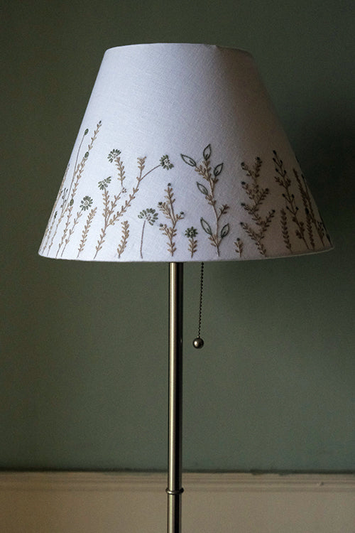 Okhai "First Snow" Hand-Embroidered Pure Linen Off-White Lampshade