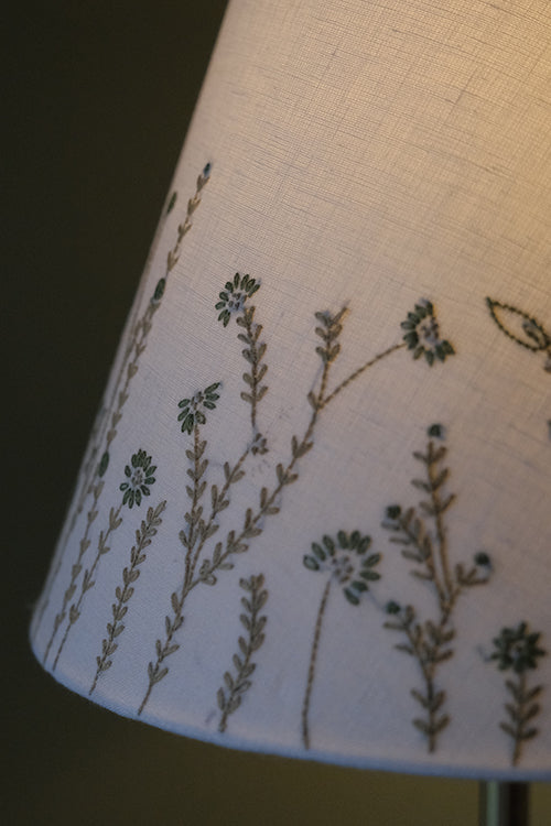 Okhai "First Snow" Hand-Embroidered Pure Linen Off-White Lampshade