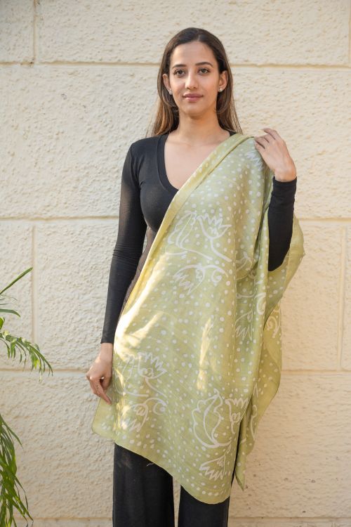 TICH Light & Elegant Silk Batik Stole - Lime Dots