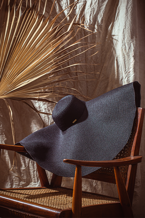 Myaraa Black Oversized Floppy Hat