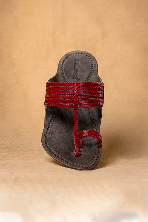 Men Feet First Fashion: Make A Statement With Colorburst Kolhapuri Chappals