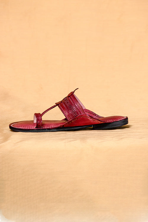 Men Spectrum Of Style: Men'S Classic Kolhapuri Chappals For Every Occasion