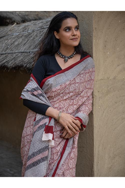 Exclusive Bagh Hand Block Printed Cotton Saree - White Paisleys