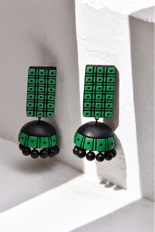 Mridah 'Jhatak' Handcrafted Terracotta Jhumka Earring