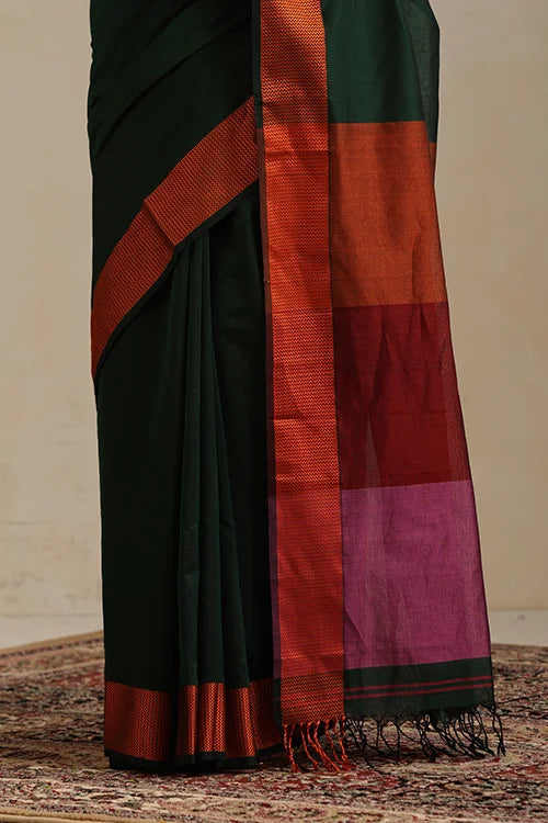 Handweave Maheshwari Handloom Forest Green Silk Cotton Resham Border Tri Coloured Pallu With Ganga Jamuna Border Saree.