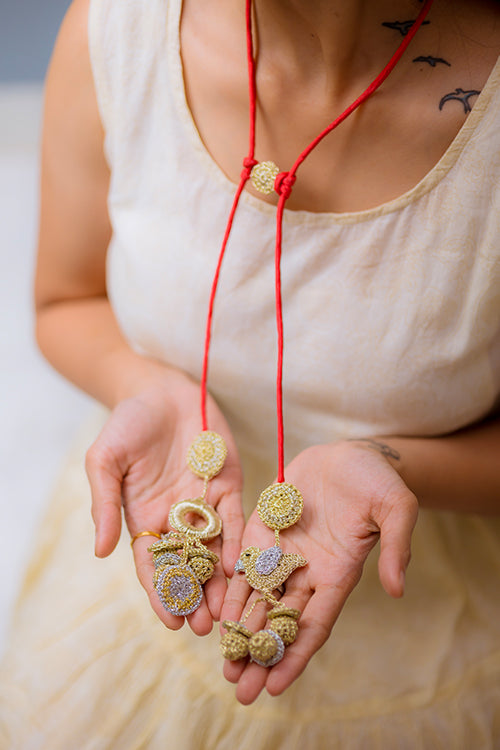 Samoolam Ornate Shimmer Bird Necklace