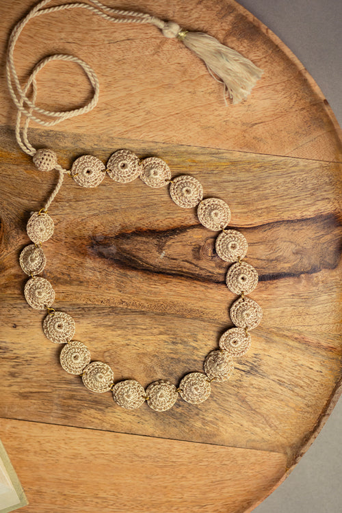 Samoolam Ornate Beige Tikki Necklace