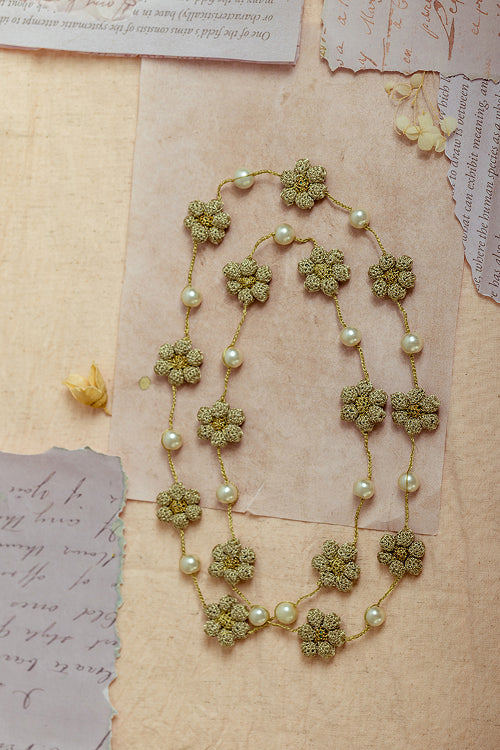 Samoolam Gulnaar Gold Daisy - Pearl String Necklace