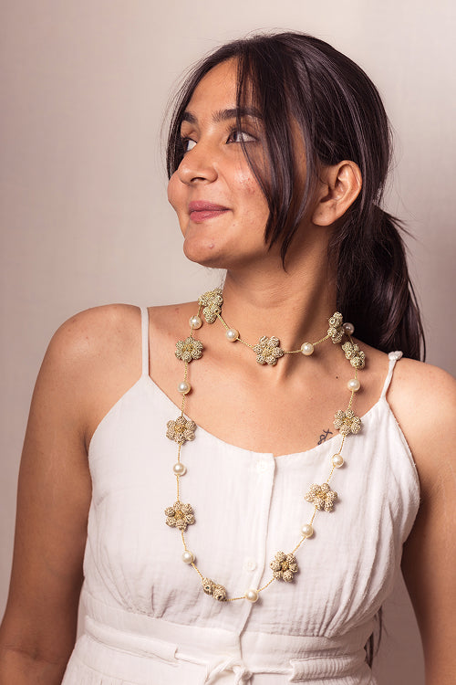 Samoolam Gulnaar Gold Daisy - Pearl String Necklace
