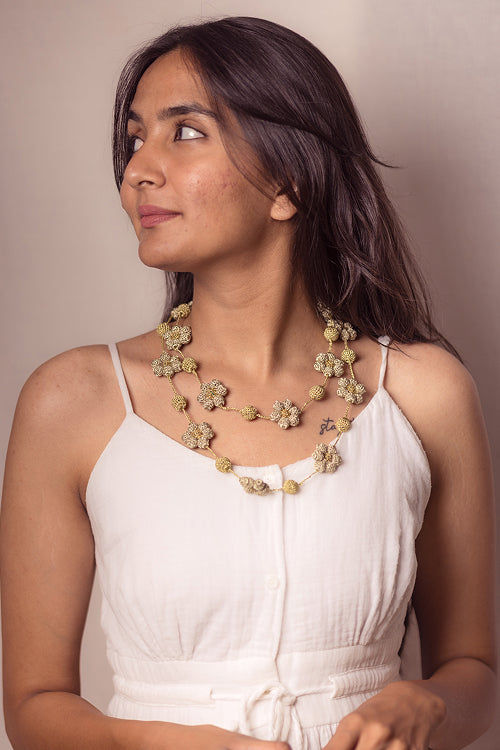 Samoolam Gulnaar Gold Daisy - Bead String Necklace