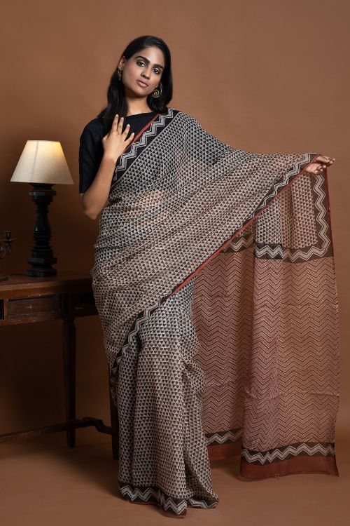 ICH Light & Breezy Bagru Hand Block Printed Kota Doria Saree - Black Triangles