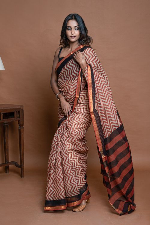 ICH Light & Breezy Bagru Hand Block Printed Kota Doria Saree - Red Zigzags