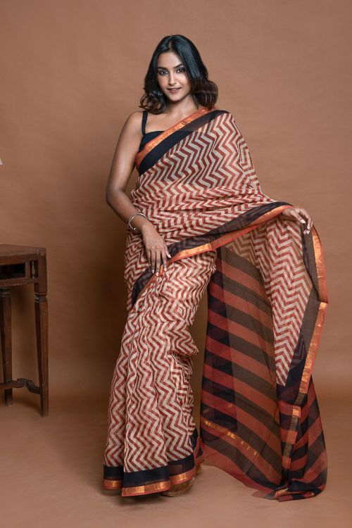 ICH Light & Breezy Bagru Hand Block Printed Kota Doria Saree - Red Zigzags