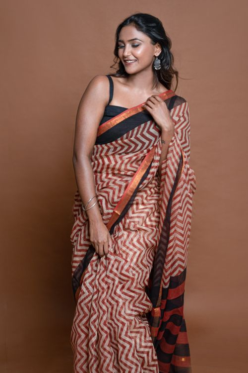 ICH Light & Breezy Bagru Hand Block Printed Kota Doria Saree - Red Zigzags
