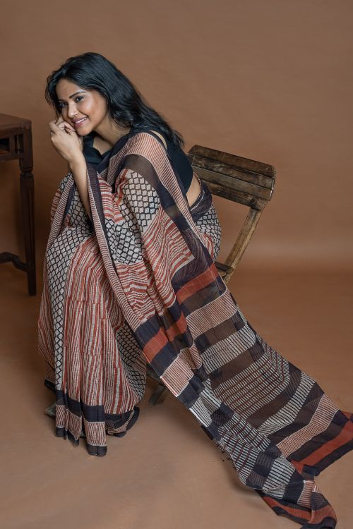 ICH Light & Breezy Bagru Hand Block Printed Kota Doria Saree - Striped Elegance