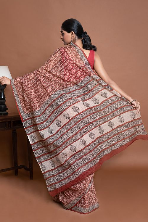 ICH Light & Breezy Bagru Hand Block Printed Kota Doria Saree - Red Jaal