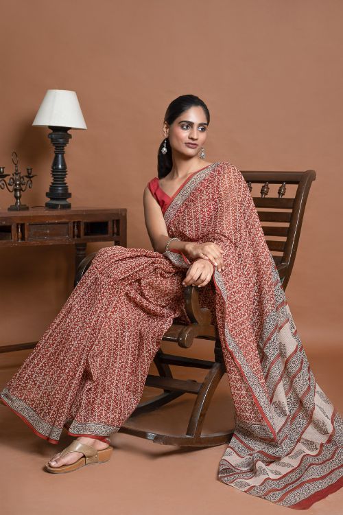 ICH Light & Breezy Bagru Hand Block Printed Kota Doria Saree - Red Jaal