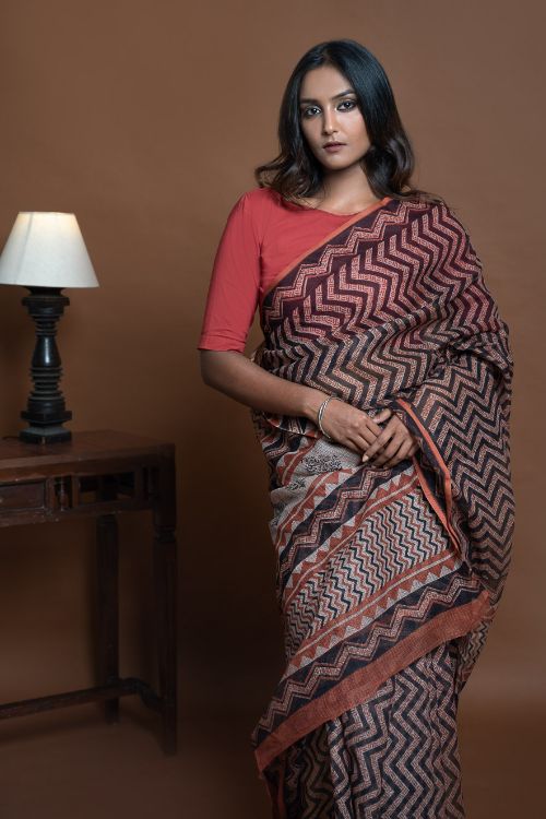 ICH Light & Breezy Bagru Hand Block Printed Kota Doria Saree - Black Zigzags