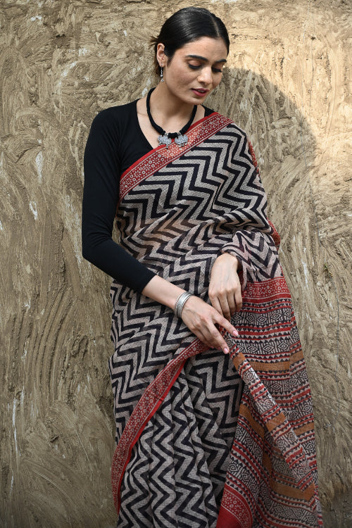 The ICH Bagru Statements : Hand Block Printed Kota Doria Saree - Rekh Vritta
