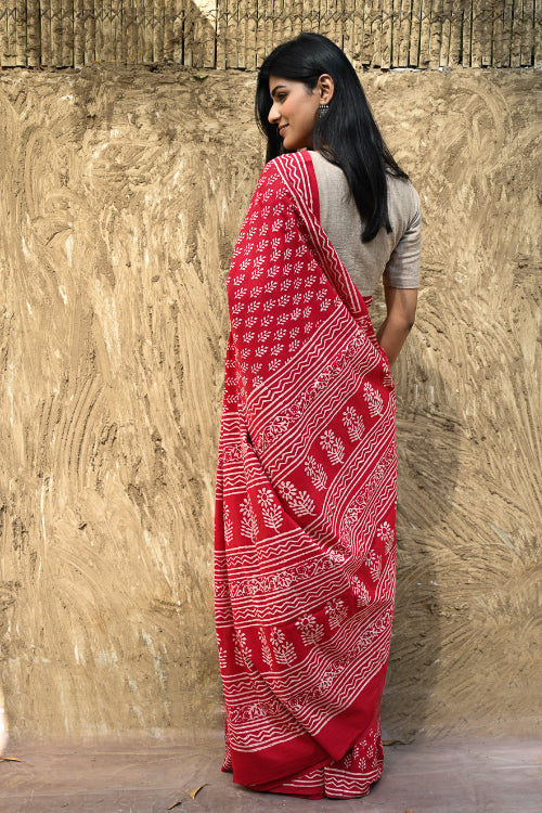 The ICH Dabu Vibes : Hand Block Printed Cotton Saree - Rakta Pallavi