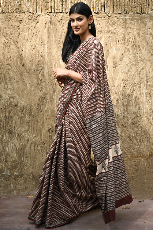 The ICH Bagru Statements : Hand Block Printed Cotton Saree - Mridang Jaal
