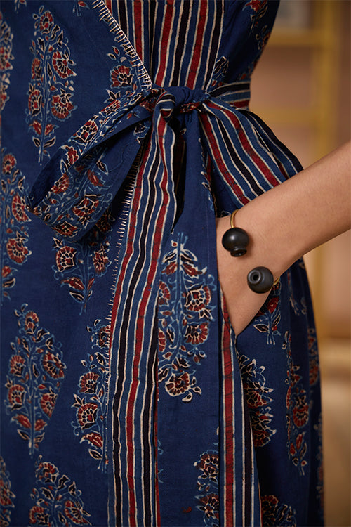 Kabbish'S Black Pottery Kalash Brass Cuffed Bracelet For Women Online