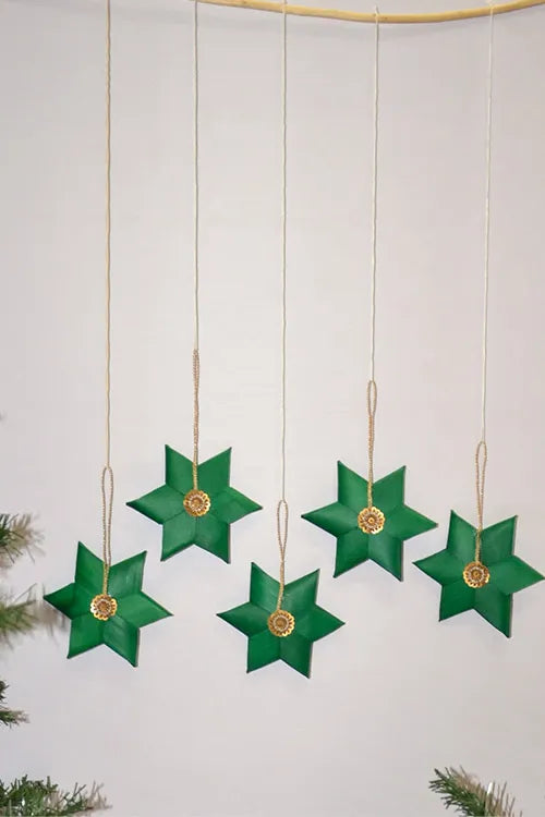 Dharini Palm Leaf Christmas Star Ornaments Green (Set of 5)