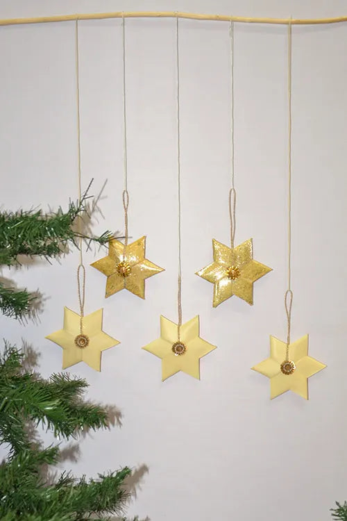 Dharini Palm Leaf Christmas Star Ornaments Ivory (Set of 5)