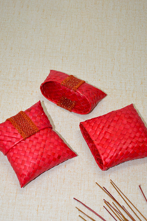 Dharini Palm Leaf Gift Pouches Red (Set Of 4)