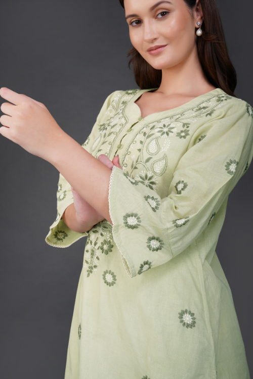 Phae Ridhi  Cotton Linen Kurta With Hand Chikankari