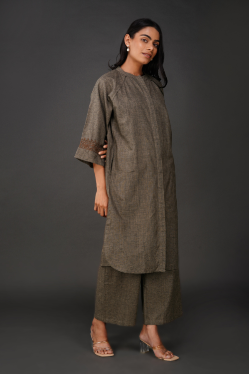 Phae Aania Co-Ord Set In Two Tone