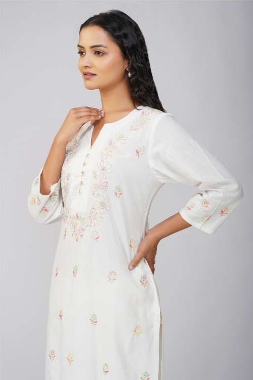 Phae Kavya Kurta In Cotton Linen Hand Chikankari