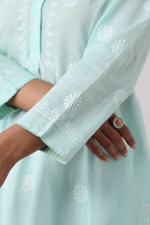 Phae Nabhya Kurta In Mulmul