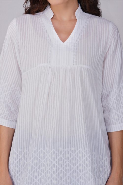 Phae Nadia Top In Cotton Fabric With Chikankari Embroidery