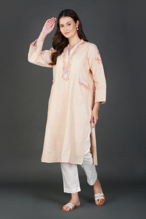 Phae Yusra Cotton Linen Kurta With Hand Chikankari