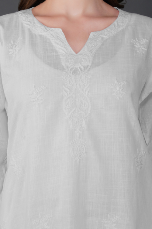 Phae Aastha Cotton Cross Hatch Kurta With Hand Chikankari