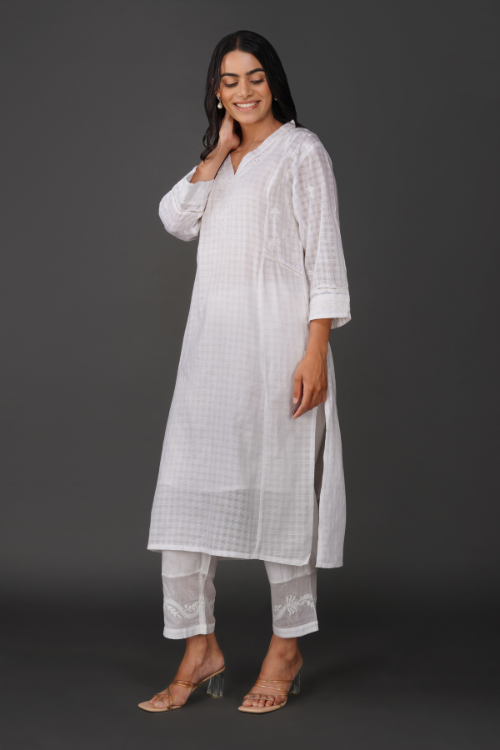 Phae Amina Cotton Self Check Kurta With Hand Chikankari