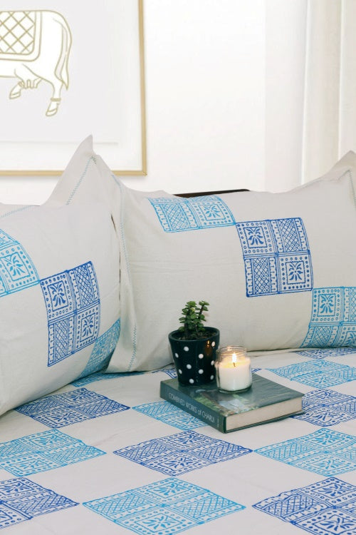 Craftsman'S Choice: Pure Cotton Bedspread From Rustic Route Blue & Firozi