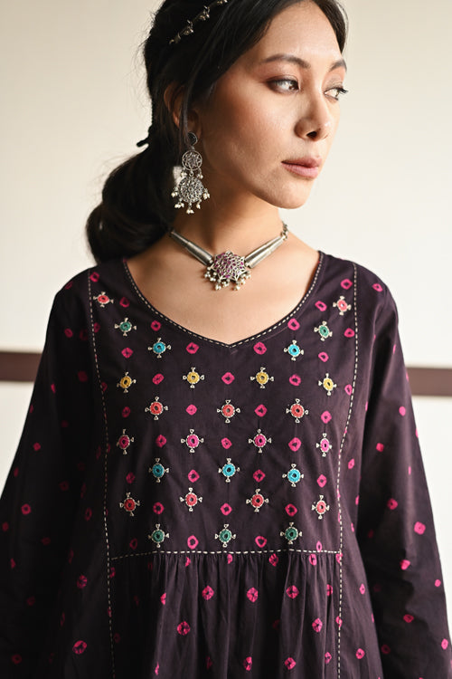 Kaanch Round Neck Bandhej And Embroidered Black Kurta