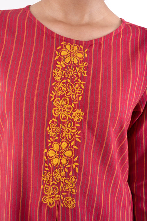 Rangsutra Pardis Red Chikankari Round Neck Kurta