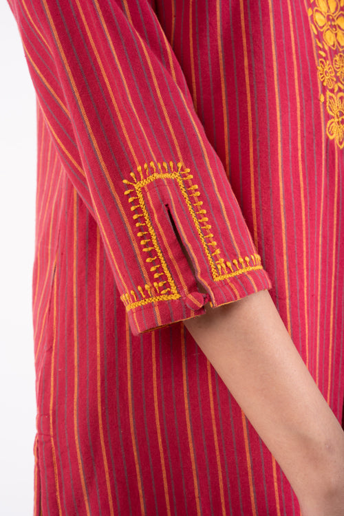 Rangsutra Pardis Red Chikankari Round Neck Kurta