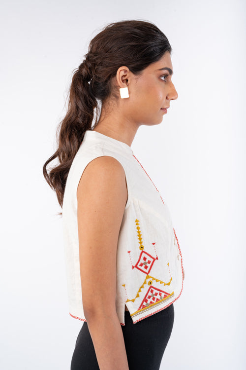 Rangsutra Shifrah Soof Embroidered Off-White Sleeveless Blouse