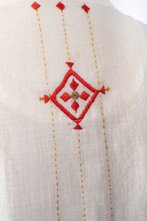 Rangsutra Shifrah Soof Embroidered Off-White Sleeveless Blouse