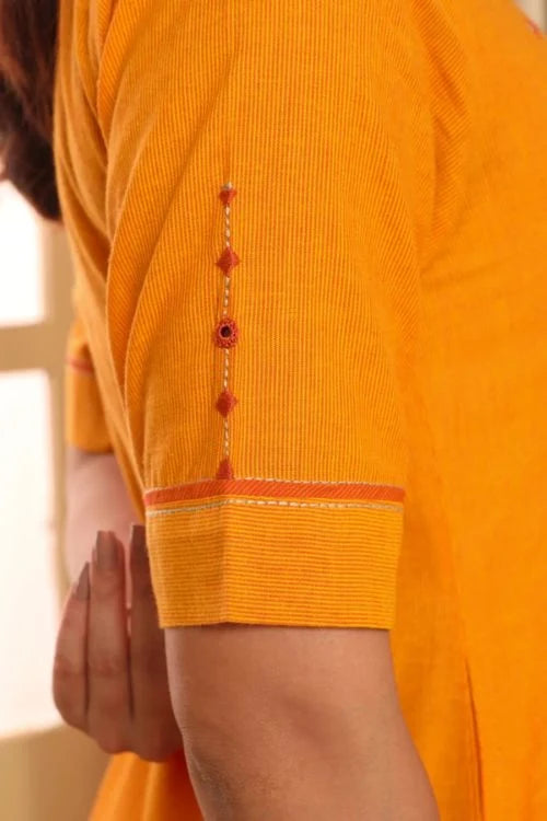 Rangsutra Aashvi Yellow Collar Mangalgiri Cotton Kurta With Soof Hand Embroidery