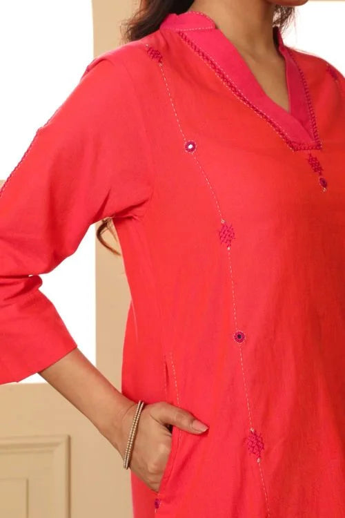 Rangsutra Aashvi Coral V-Neck Mangalgiri Cotton Kurta With Desert Hand Embroidery